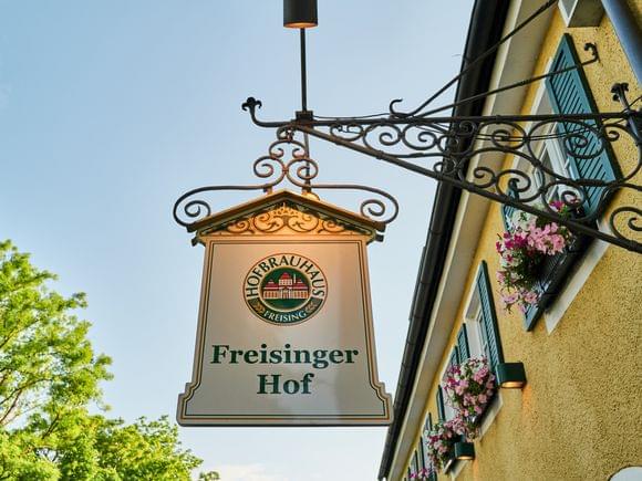 FreisingerHof_Sommer-10_41654-sign.jpg