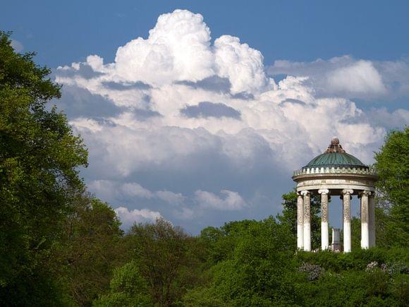 nr-1638-monopteros-im-englischen-garten-muenchen-foto-shahow-wali.jpg